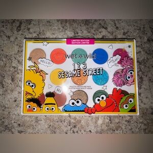 wet n wild Sesame Street eye shadow pallet